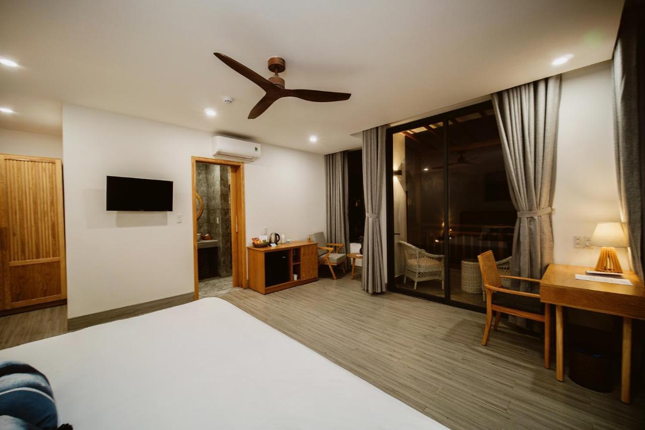 הוי אן The Watermark Beachside Hotel מראה חיצוני תמונה